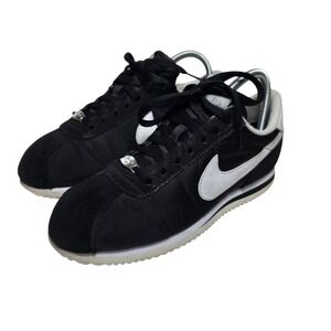 Nike Cortez Black White Nylon Suede Low Top Sneakers Classic Swoosh SB0